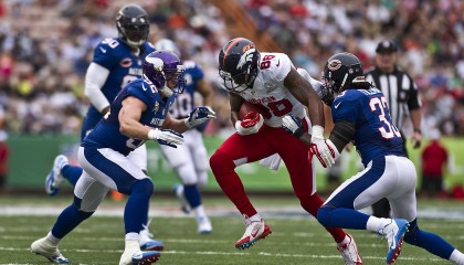 开云体育app-罗马爆冷威尔士，三笘薰成为关键先生，亚洲足球的降维打击与欧洲足坛的权力重构