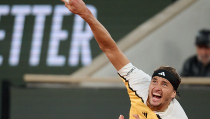 开云APP-年终总决赛轻取法网，兹维列夫状态火热