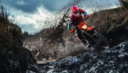 开云体育世界杯-卢卡库，从杵桩到枢纽，他用一记绝杀完成战术与自我的双重逆转