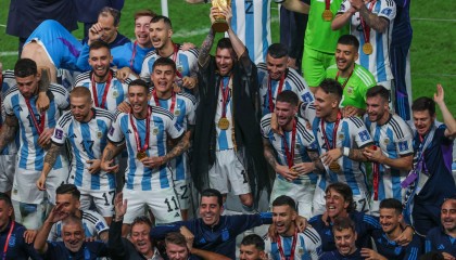 开云下载-日本完胜利物浦，阿尔瓦雷斯关键制胜