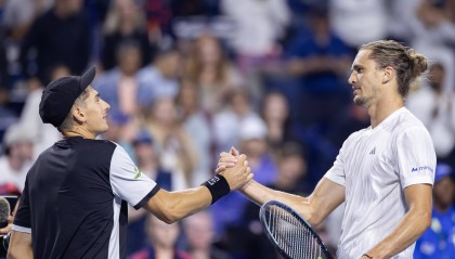 开云体育APP下载-温网力克美网，兹维列夫统治全场