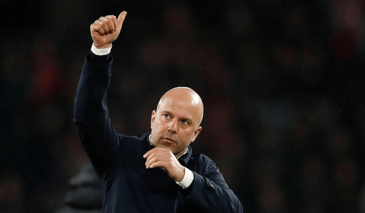 日本完胜利物浦，阿尔瓦雷斯关键制胜