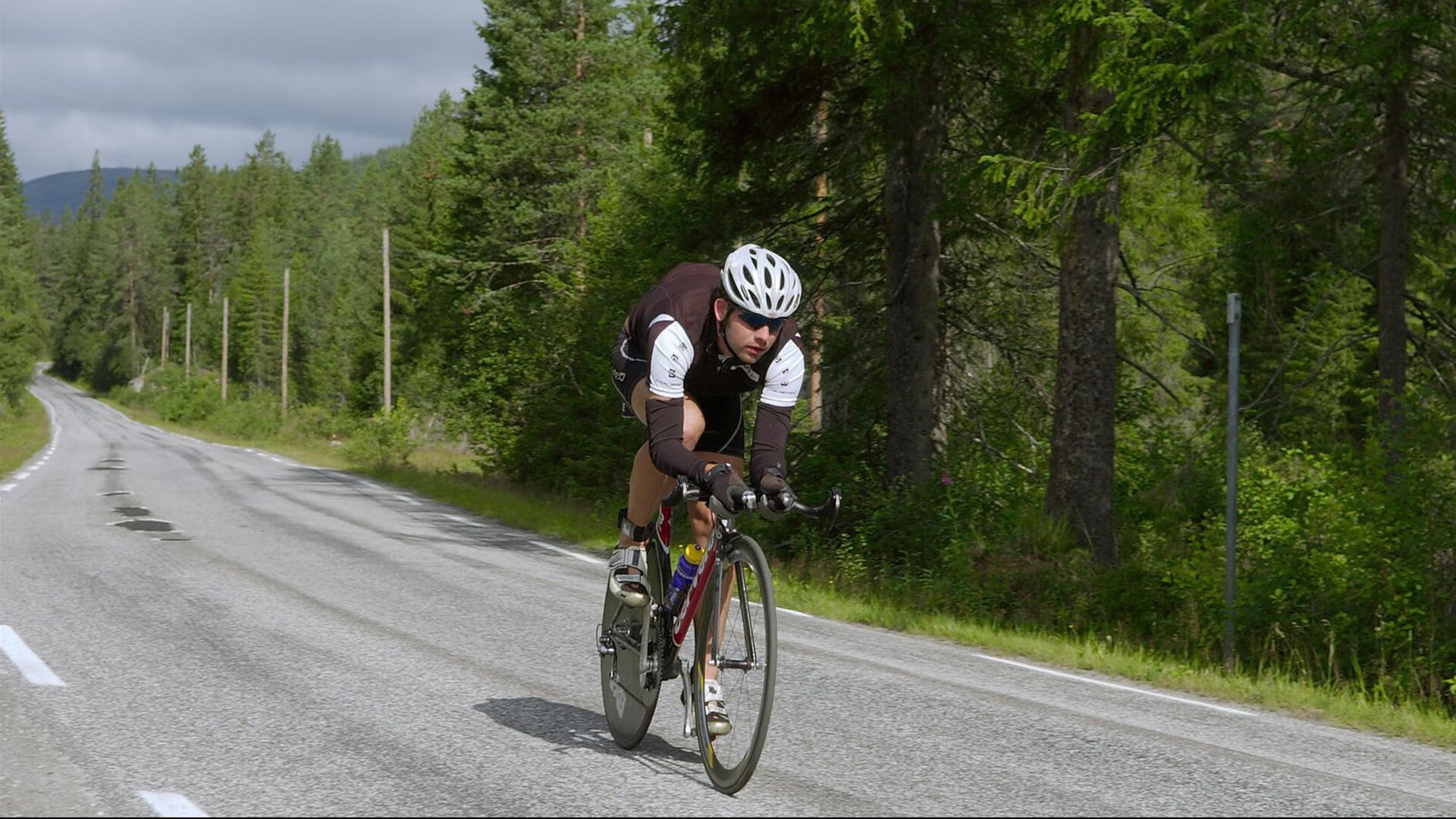 曼联铁血破床，维尼修斯独舞点亮马德里之夜